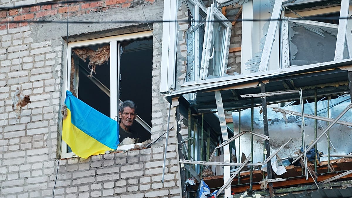 As Russia escalates its war, the EU realises its support for Ukraine ...