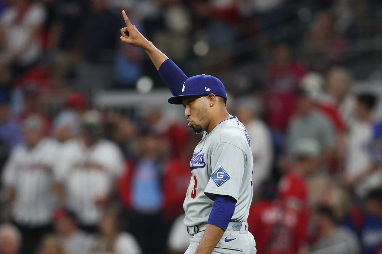 The Dodgers steamroller is revving up again
