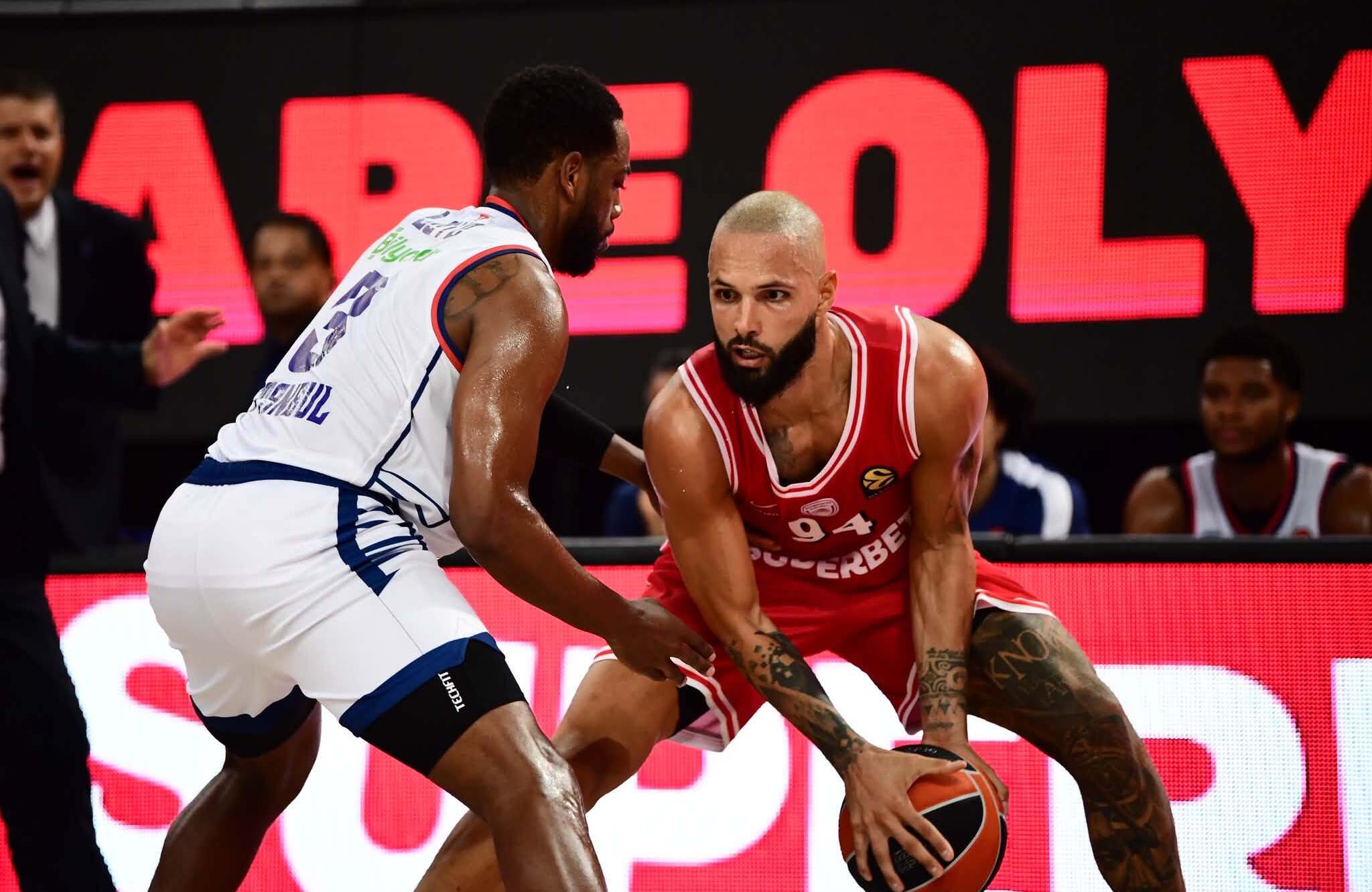 Evan Fournier et l'Olympiakos retrouvent la victoire face à l'Anadolu ...