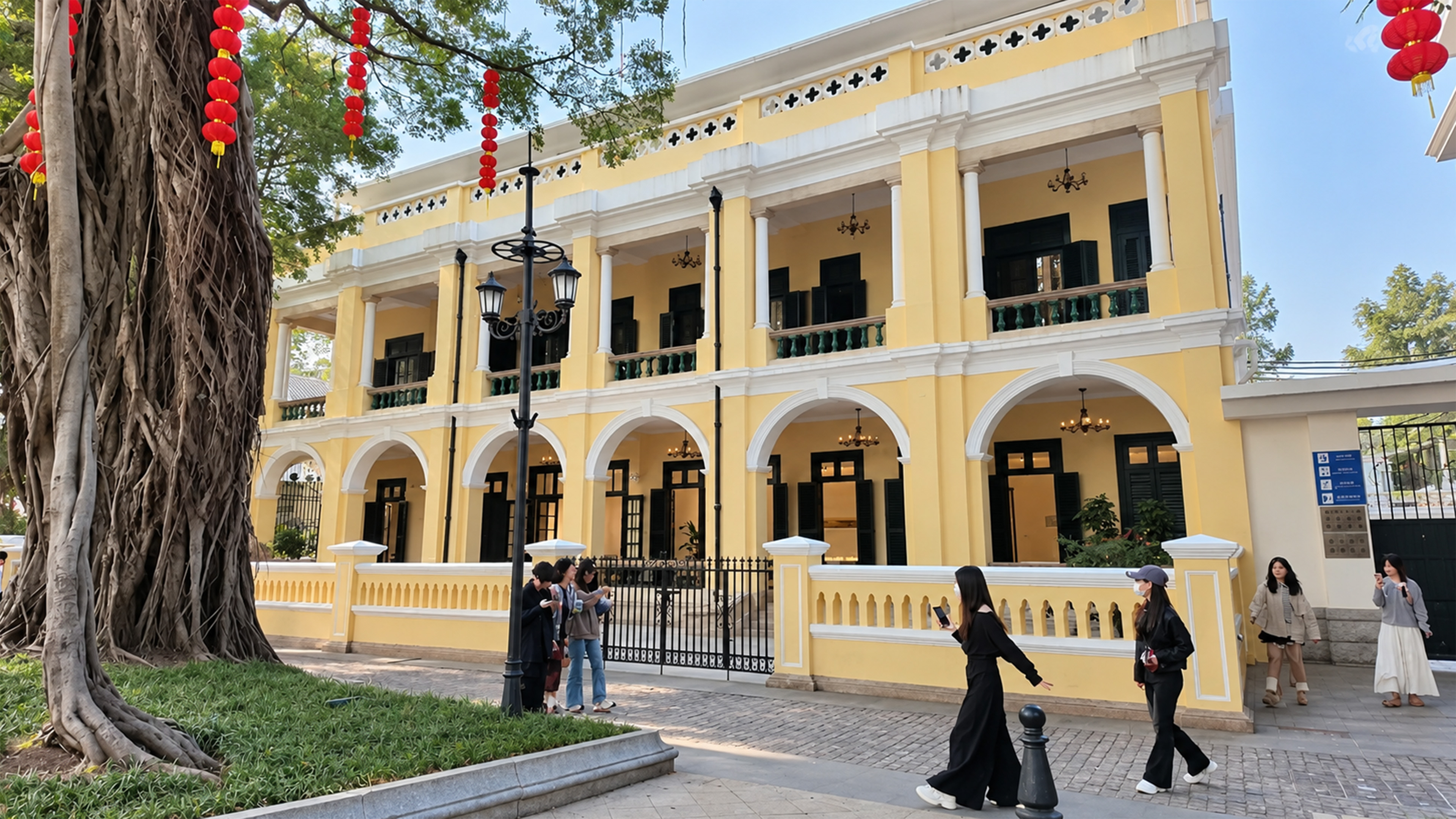 China hides a European style mansion beneath giant trees
