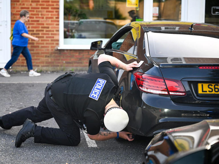 Drivers warned simple 20p check could save them from an unexpected £ ...