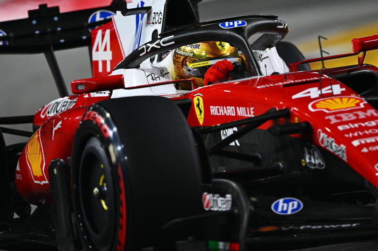 Lewis Hamilton calls for Singapore track changes: 