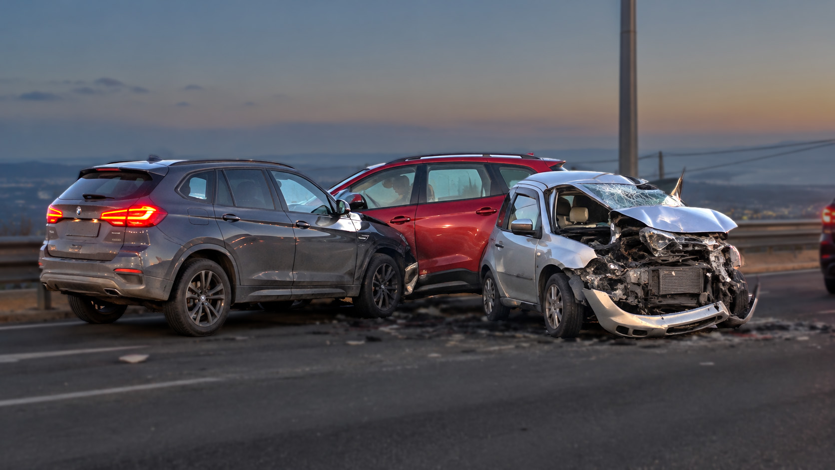 Dashcam captures a traffic crash