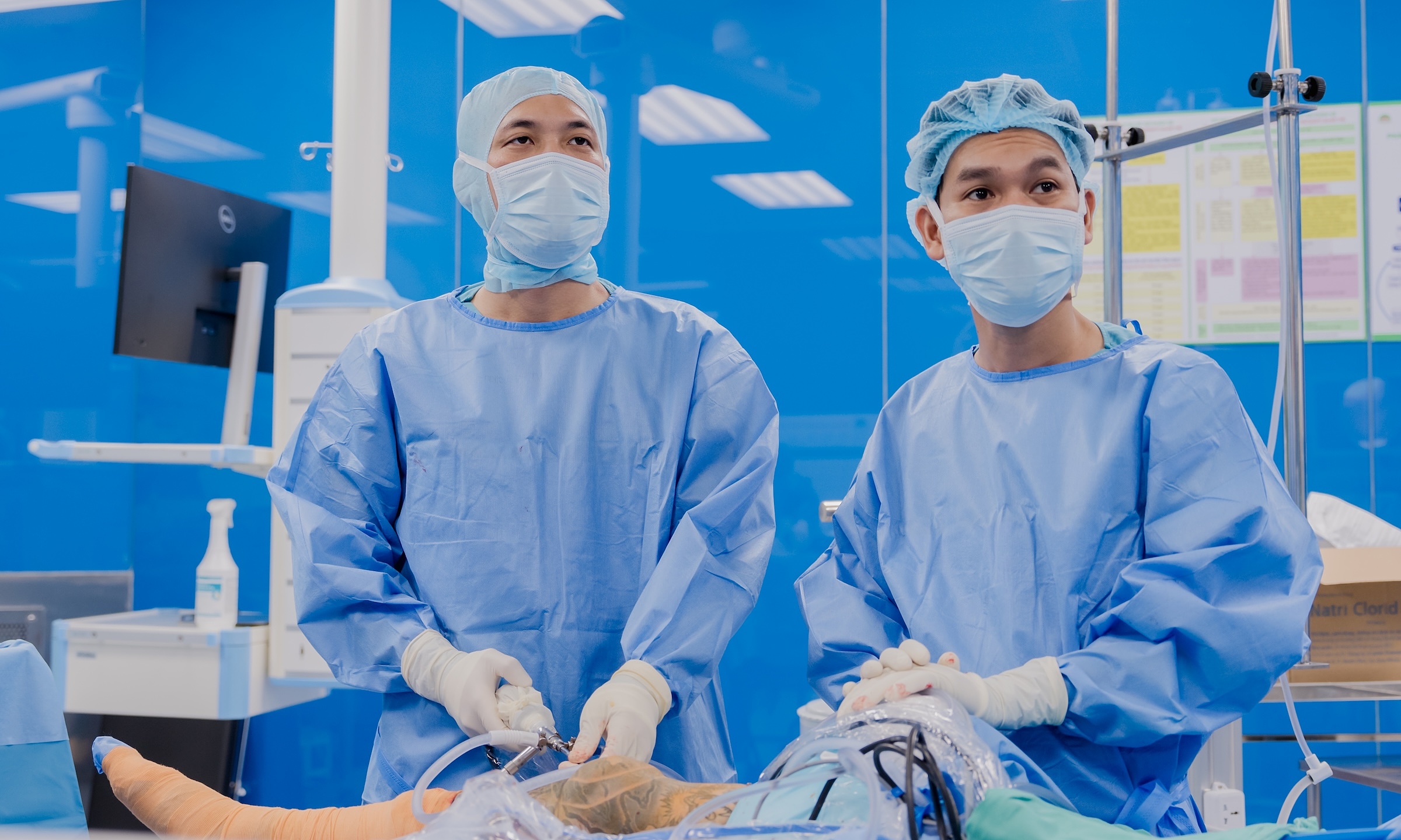 Surgeons from six countries to discuss advances in joint surgery in Hanoi