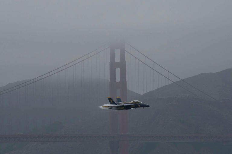 Blue Angels fly again after fog limits San Francisco Fleet Week opener