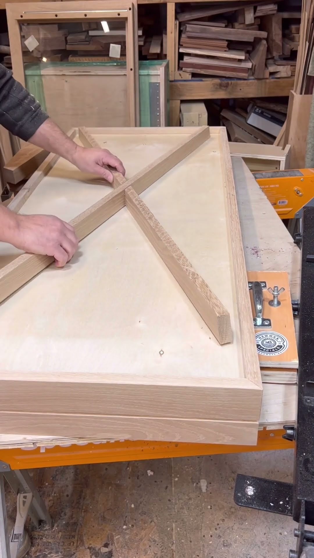Easy method for half lap joinery with the Microjig Fit Finder #workshop ...