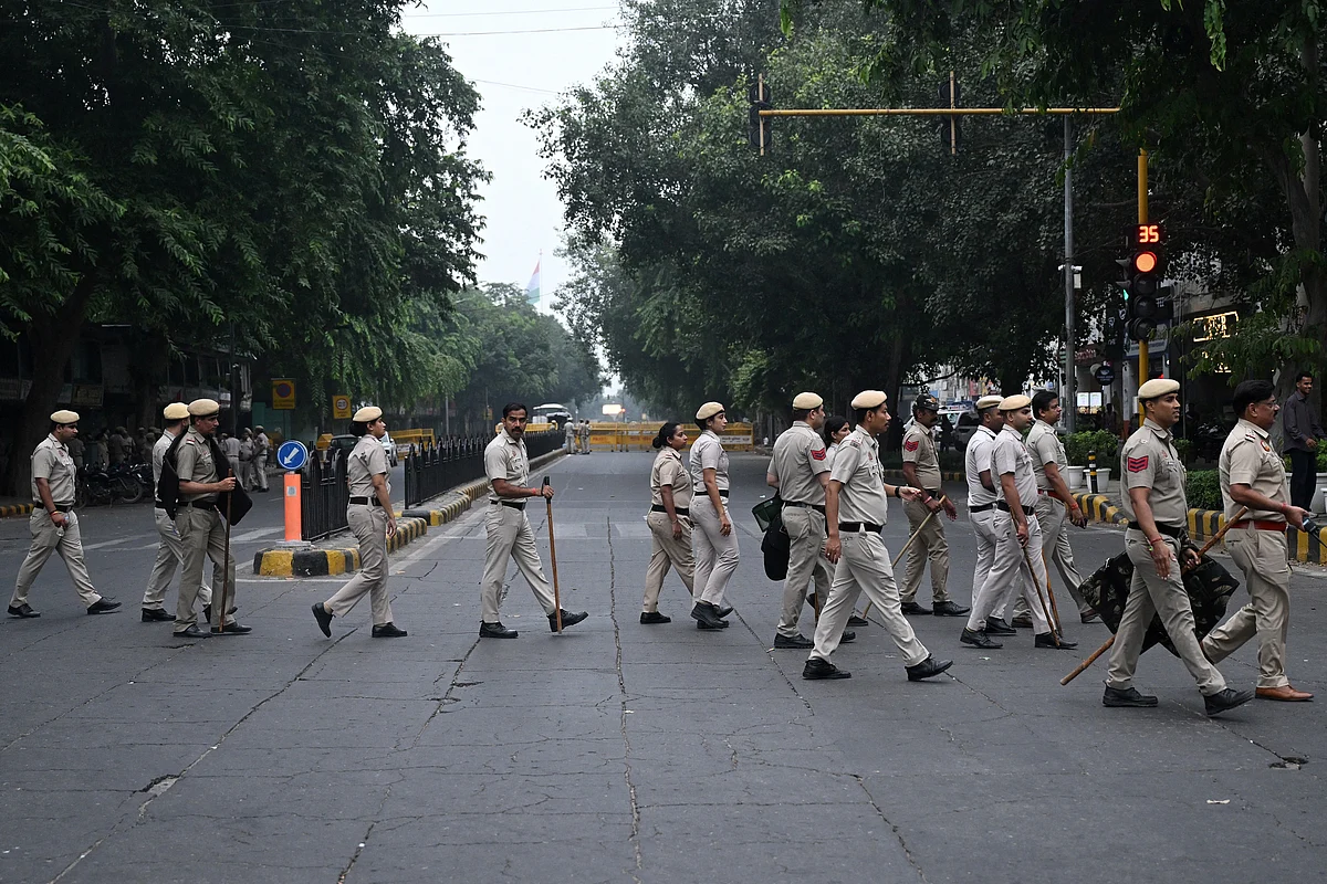 India deploys police, restricts transport ahead of major protest