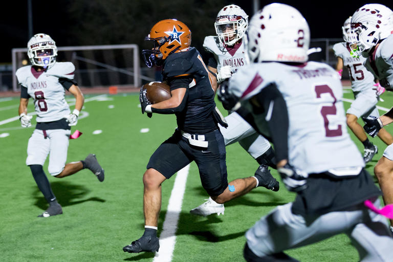 QB Carlos Rojas III powers unstoppable Riverside offense against Ysleta
