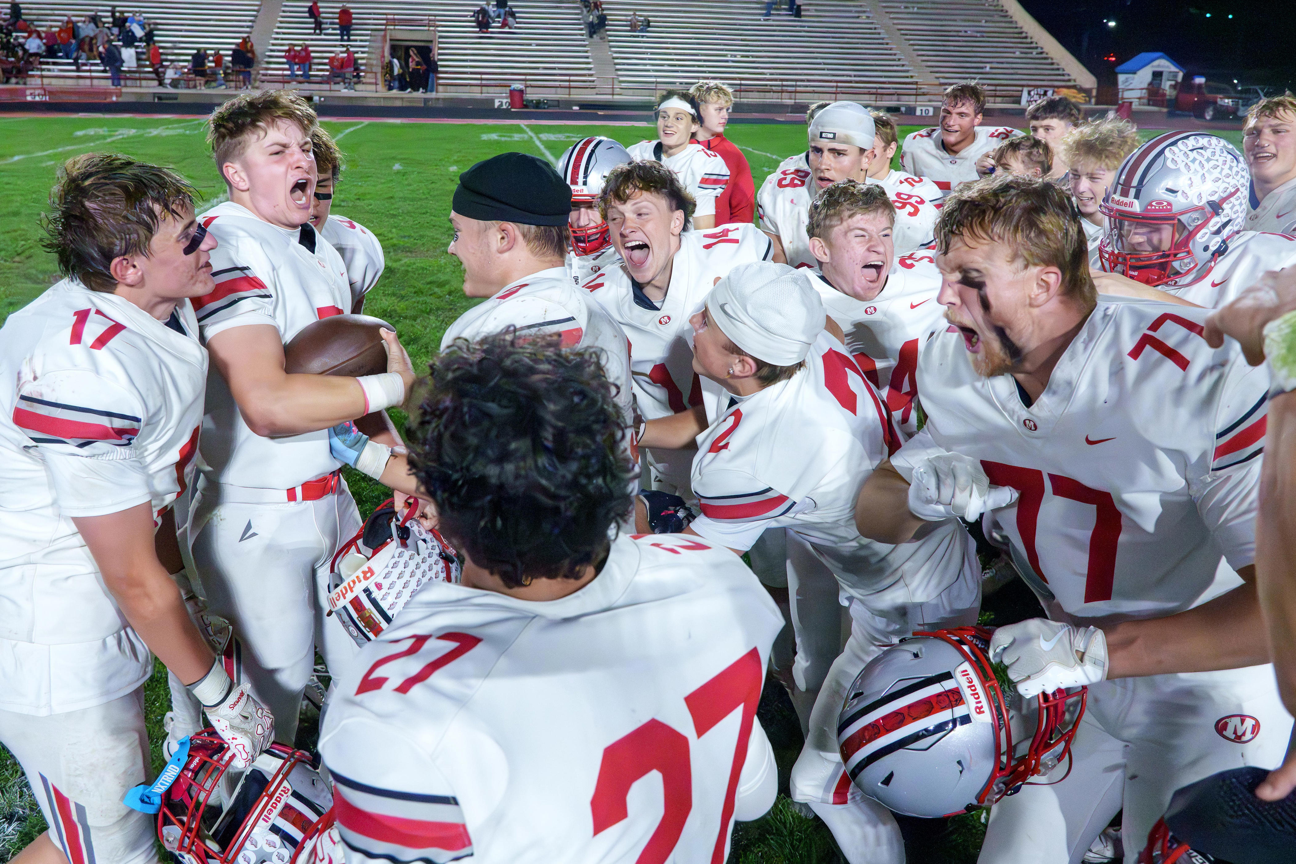 Illinois high school football: Highlights, recap from IHSA Week 8 games ...