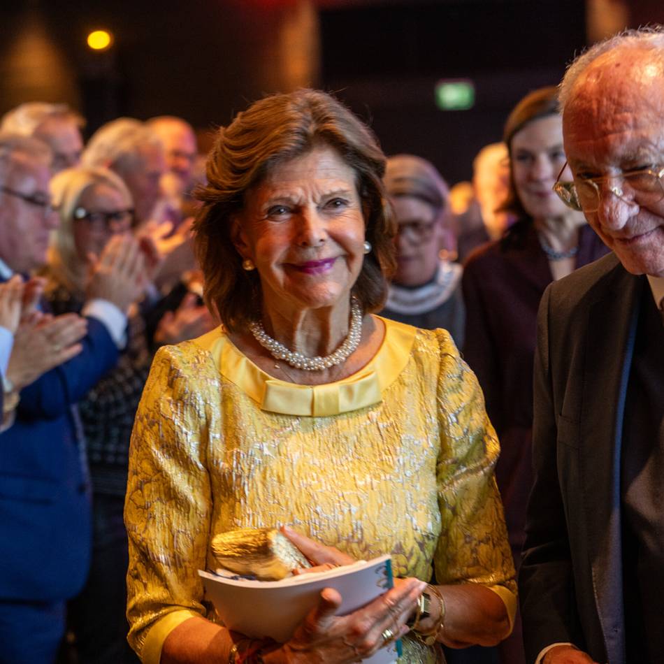 Königin Silvia ausgezeichnet – „Mich rührt, dass die Bürger der Stadt ...