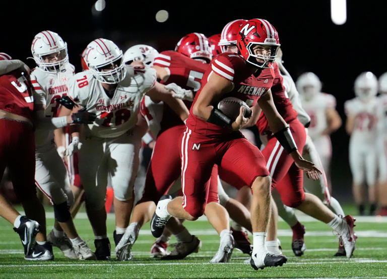 Unbeatens Freedom, Winneconne finish at top of football rankings