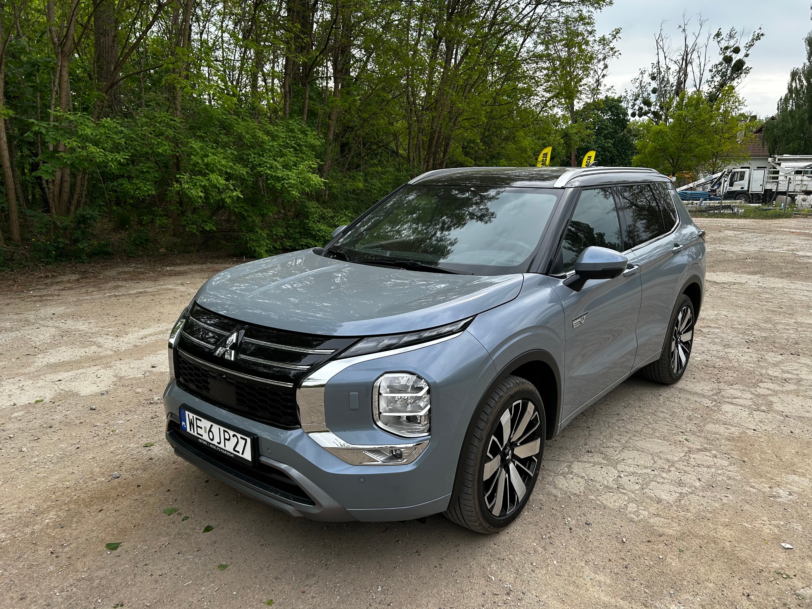 Japoński SUV 4x4 przeceniony o 70 tys. zł. Testujemy Mitsubishi Outlandera