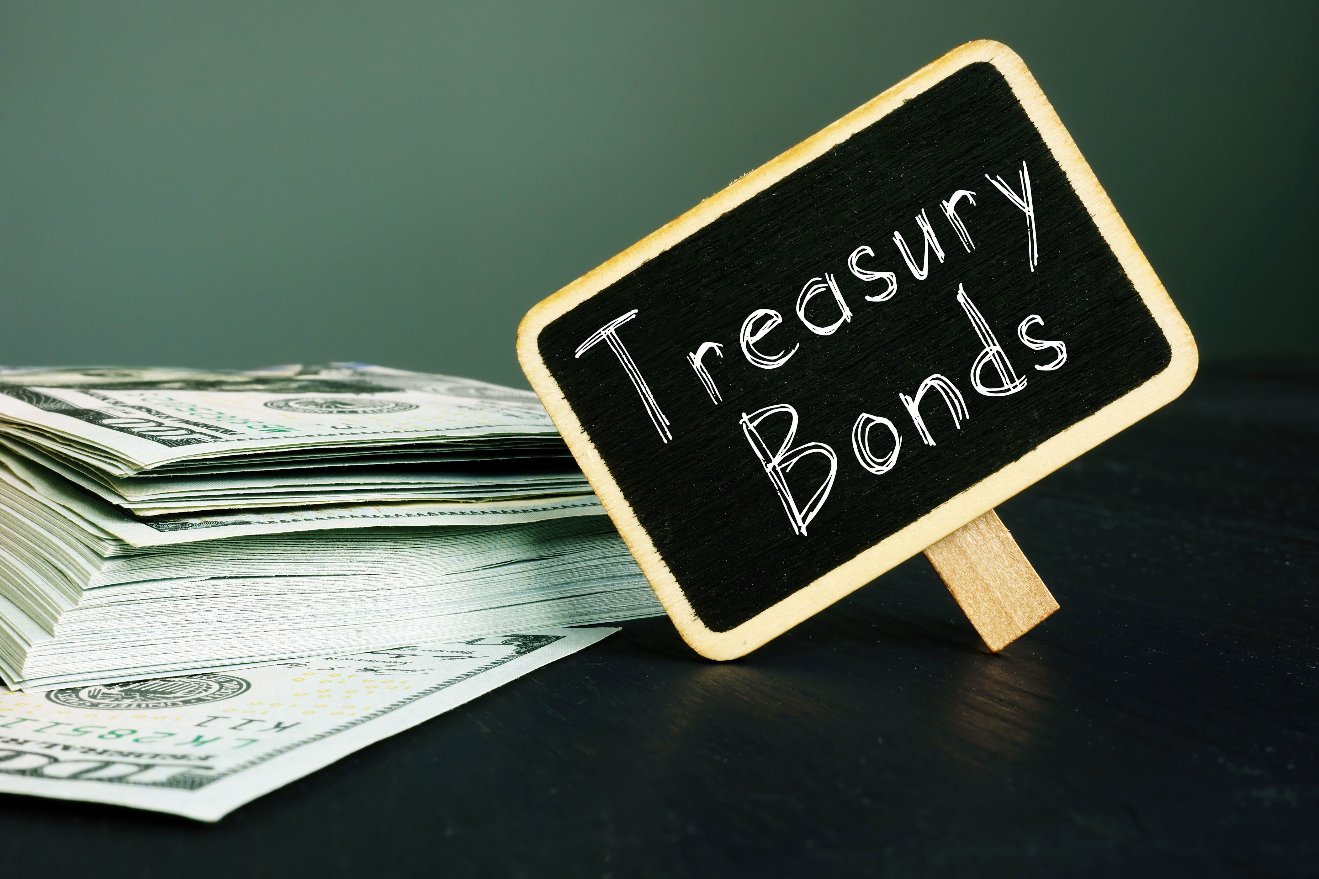 The 10-year Treasury yield is near a 24-year high. History says stock ...