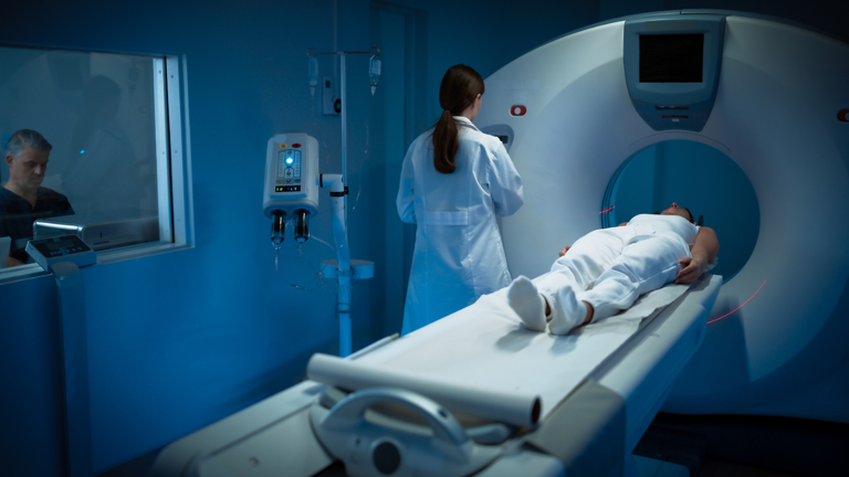 PET-CT in colon cancer: When can it help?