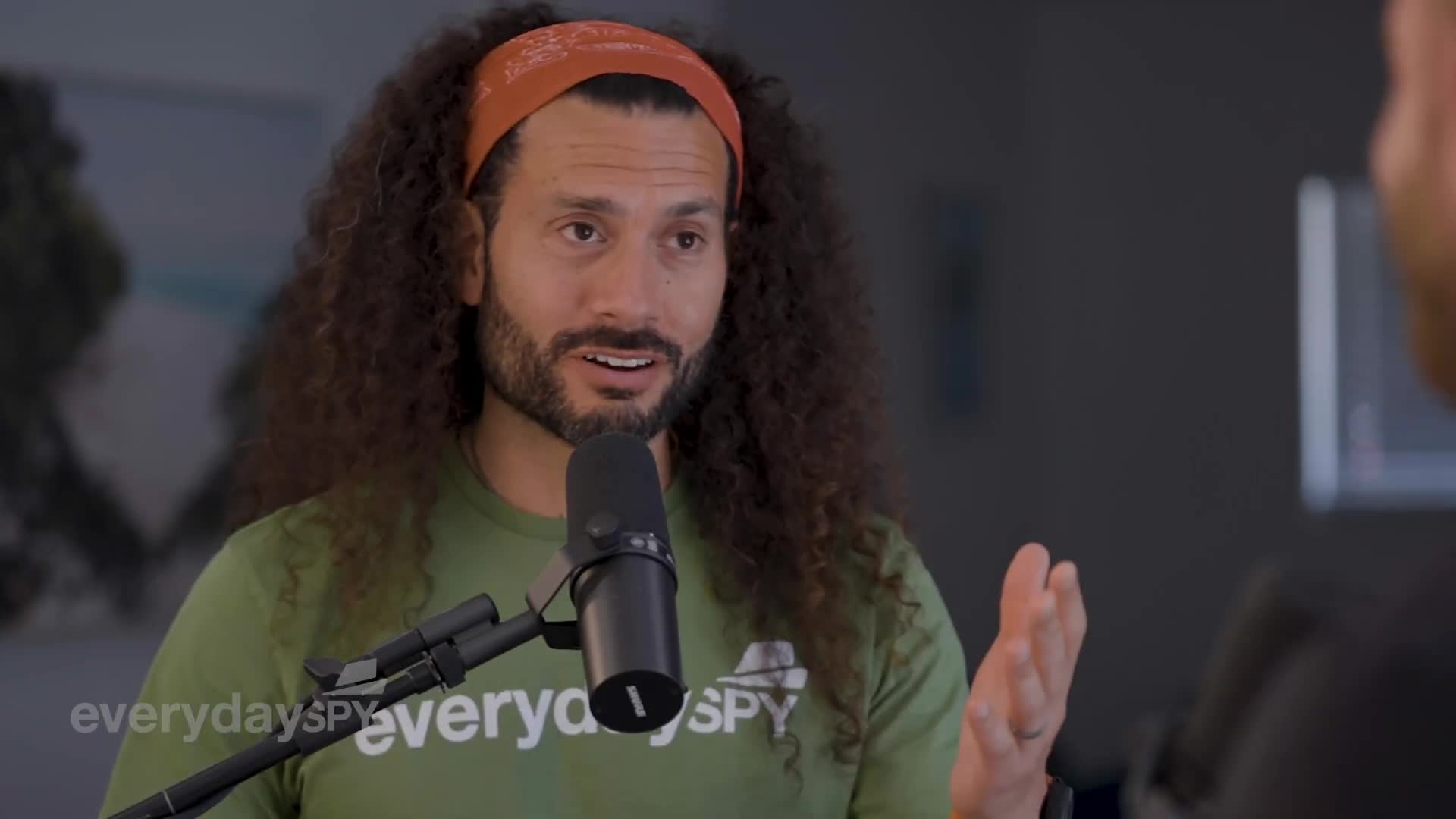 Former officer reveals how emotional intelligence predicts success