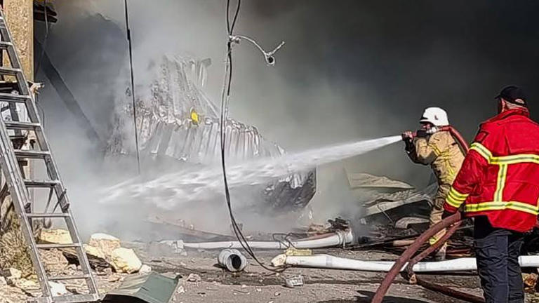 Drone debris falls on two high-rise buildings in Kyiv, explosions heard ...