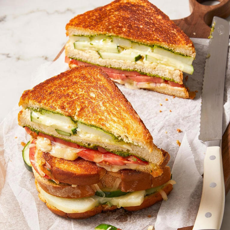 Masala veggie grilled cheese sandwich