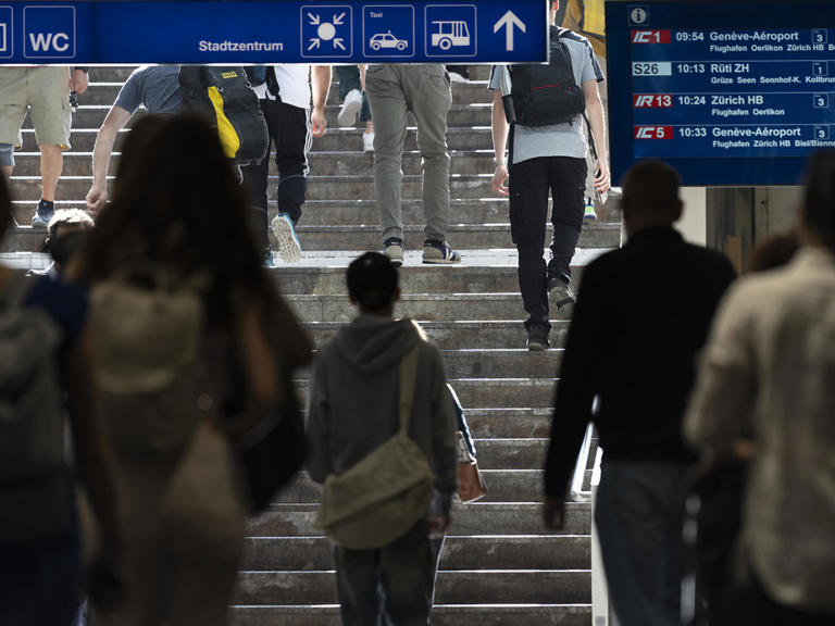 Face aux projets ferroviaires de Rösti, certaines régions voient rouge