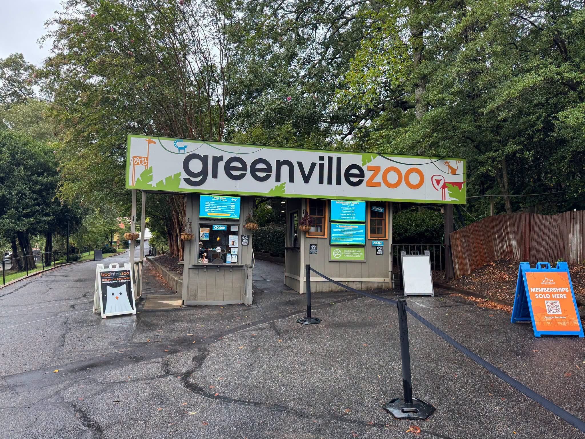 Officials: Greenville Zoo reopens after closing due to inclement weather