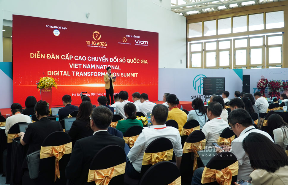 Chuyển đổi số quốc gia hướng tới giải quyết bài toán thực tiễn