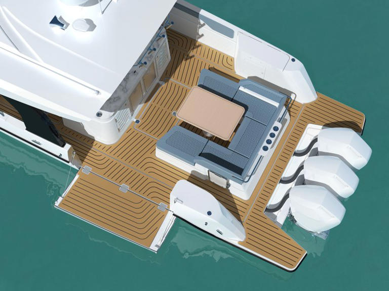 New Cruisers Yachts 45 VTR and 45 VTR EC hit the water