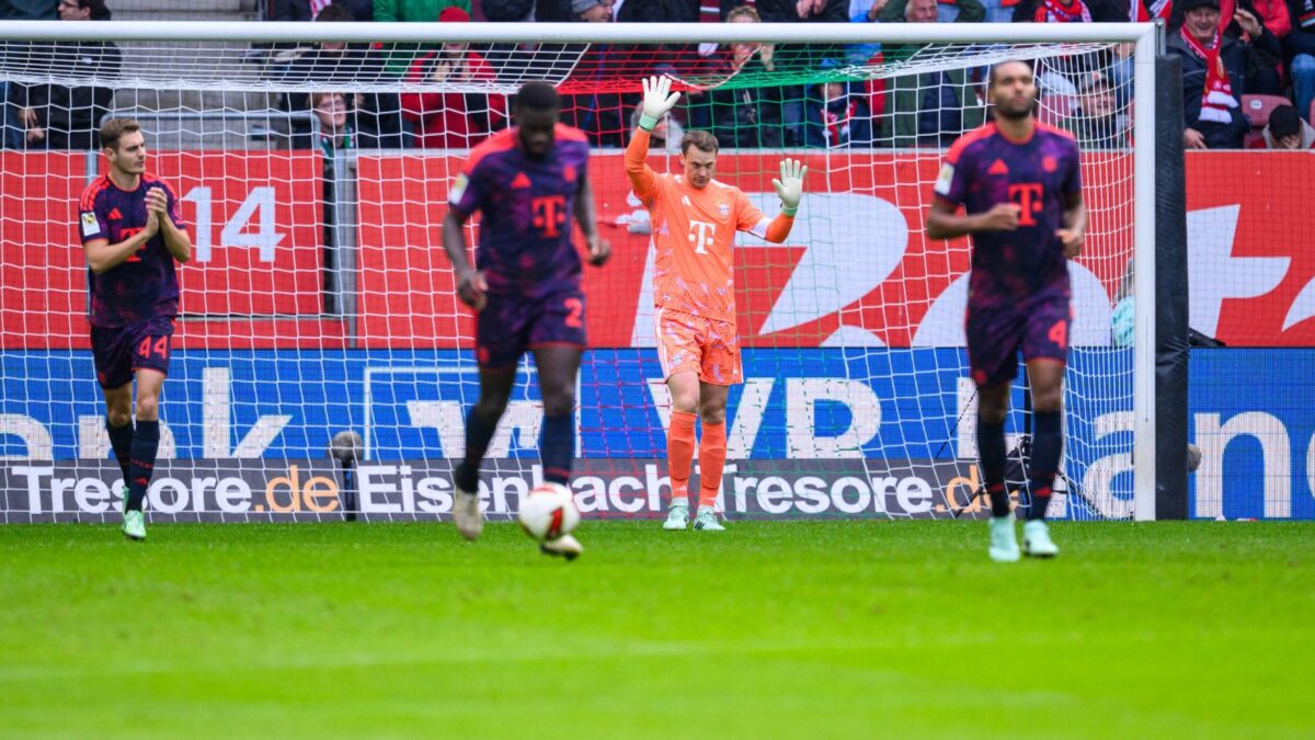 Manuel Neuer responsible for breaking crazy Bundesliga record with ...