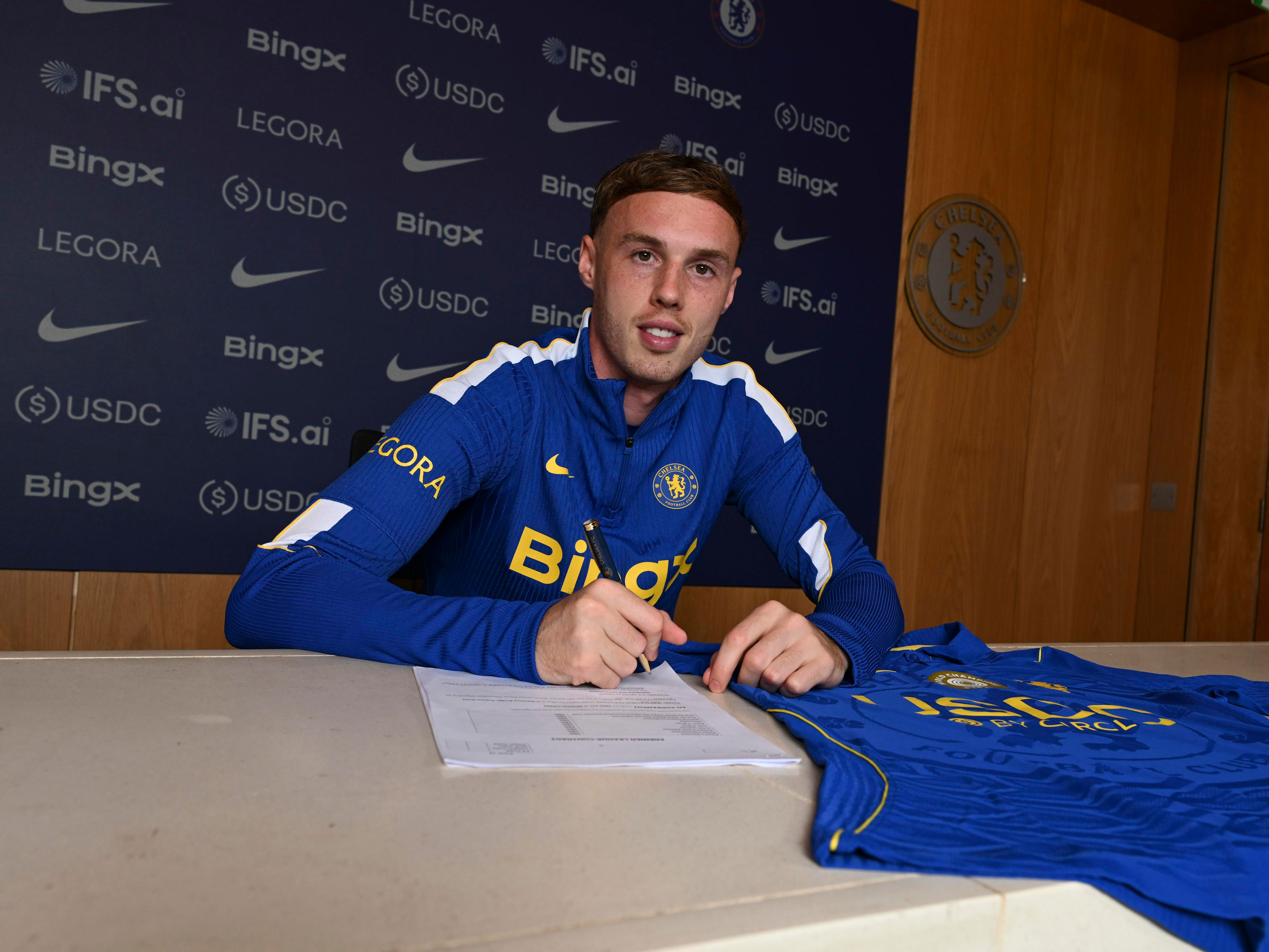 Official: Cole Palmer signs new long-term Chelsea contract