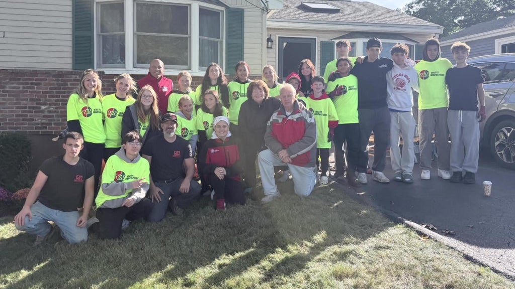 Saugus students provide free landscaping for senior citizens through seniors helping seniors