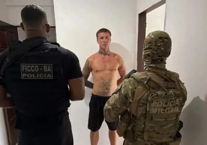 Homem tinha mandado de prisão expedido pelo STF e foi localizado após alerta da Interpol Foto: Divulgação/SSP-BA