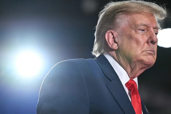 Ông Trump thấy 'khó tin' chuyện trượt giải Nobel Hòa bình