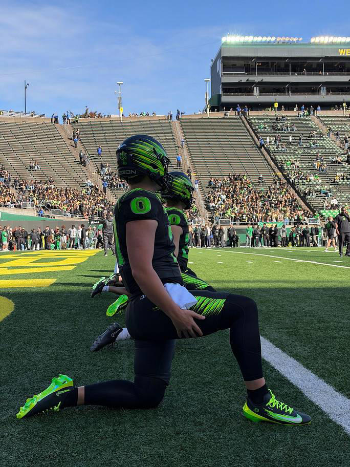 Oregon Ducks’ new uniforms show why they still own the uniform game