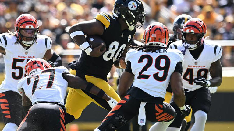 Bengals announce roster move leading into road Miami matchup