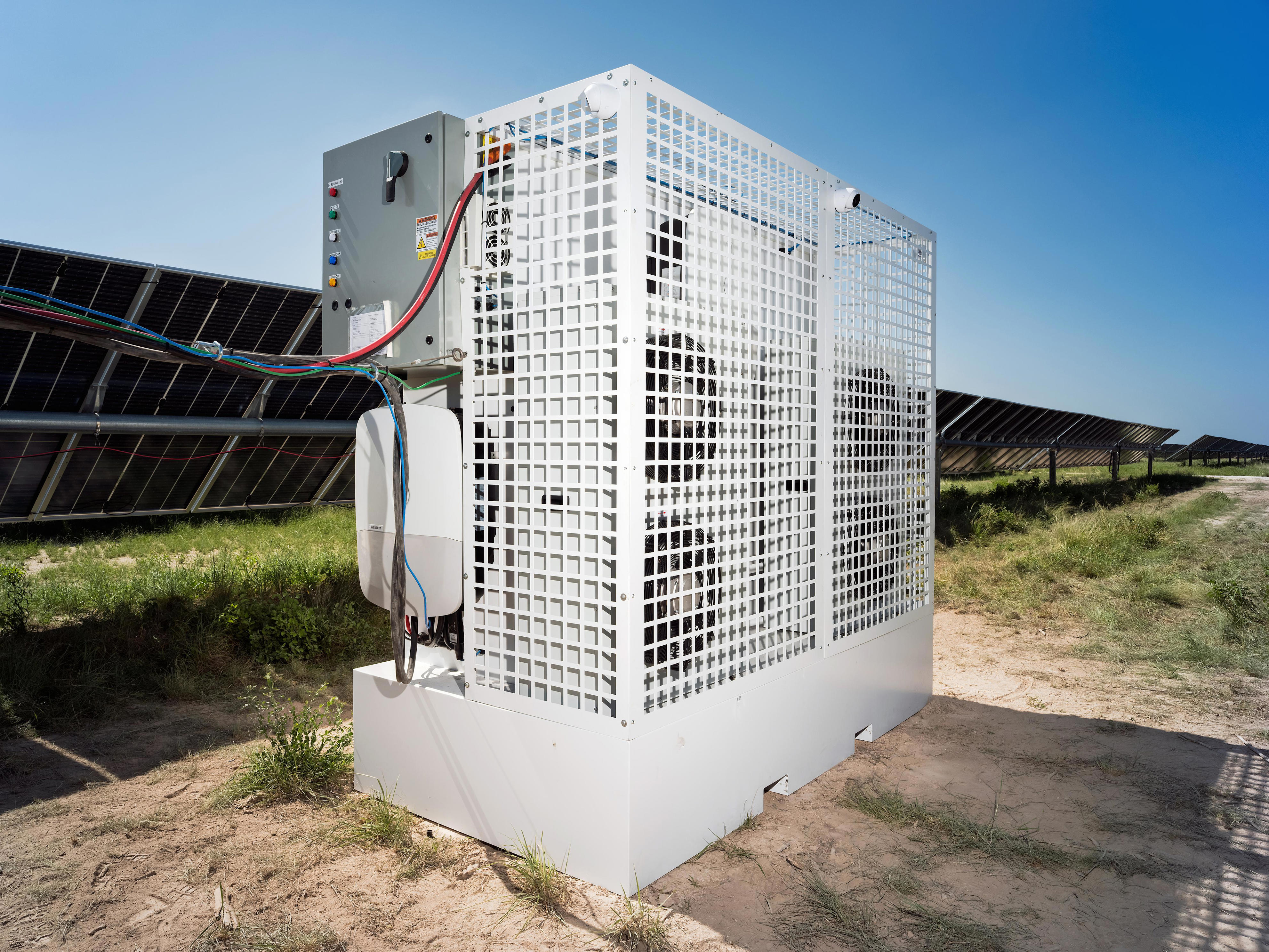 Modular data center company harnesses excess solar power