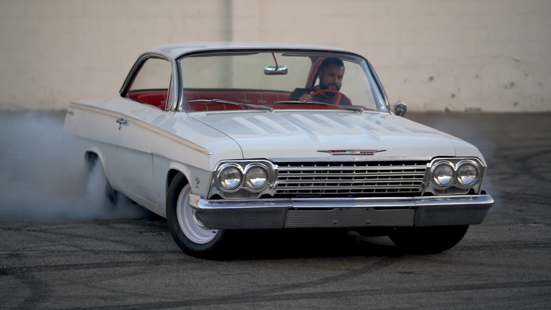 1962 Chevy 409 bubble top Bel Air smoking tires