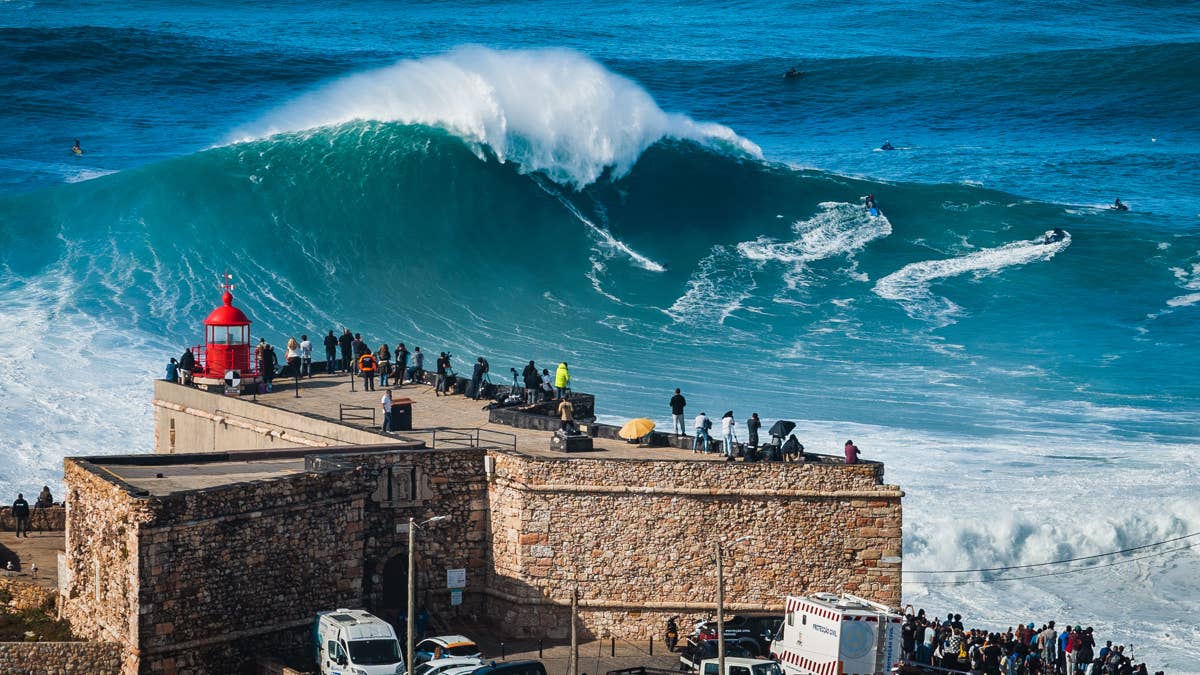 How monster waves like Jaws, Nazaré and Maverick's are actually made