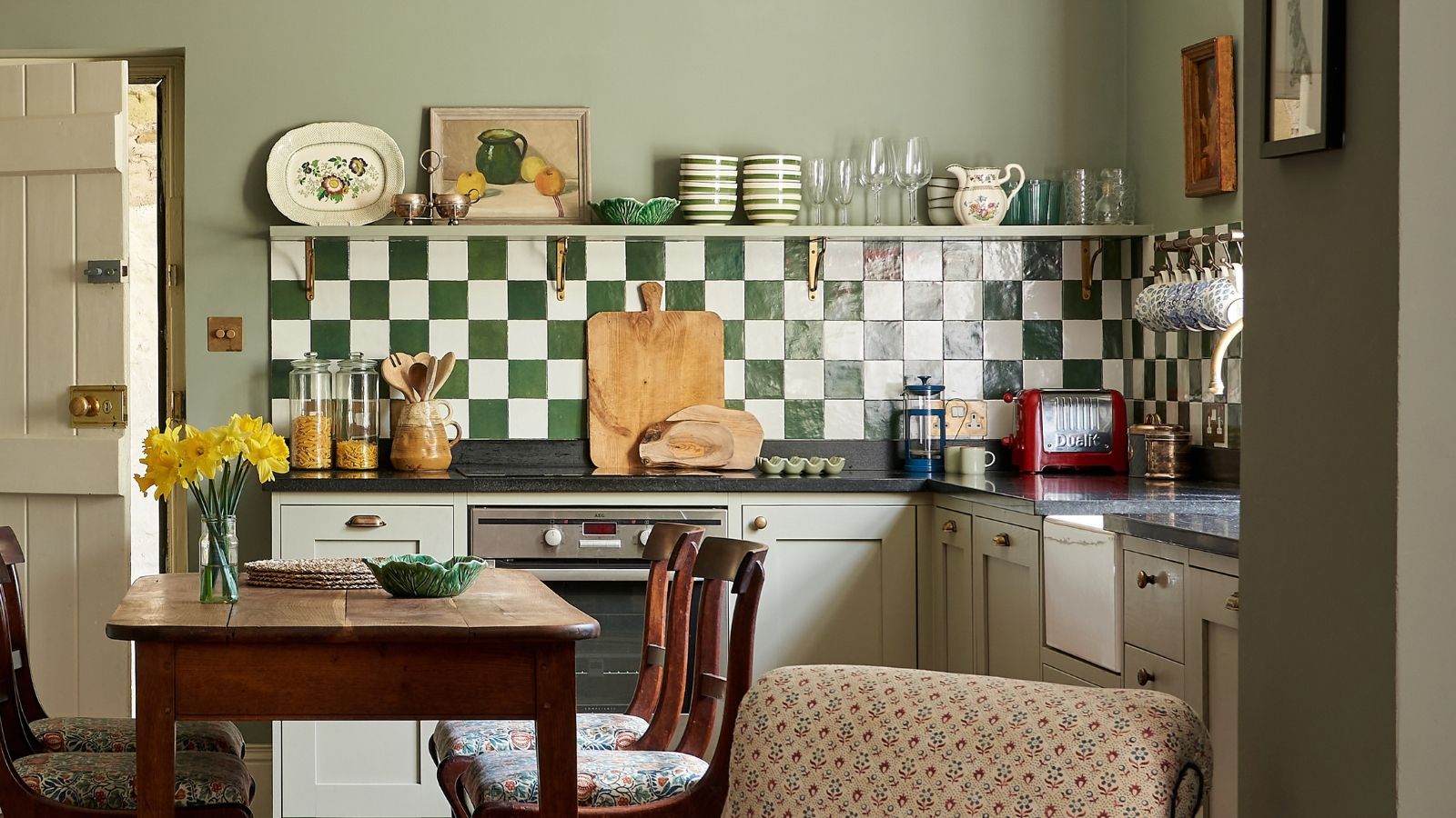 Cozy, Nostalgic, and Surprisingly Versatile – How Pigon Became ...