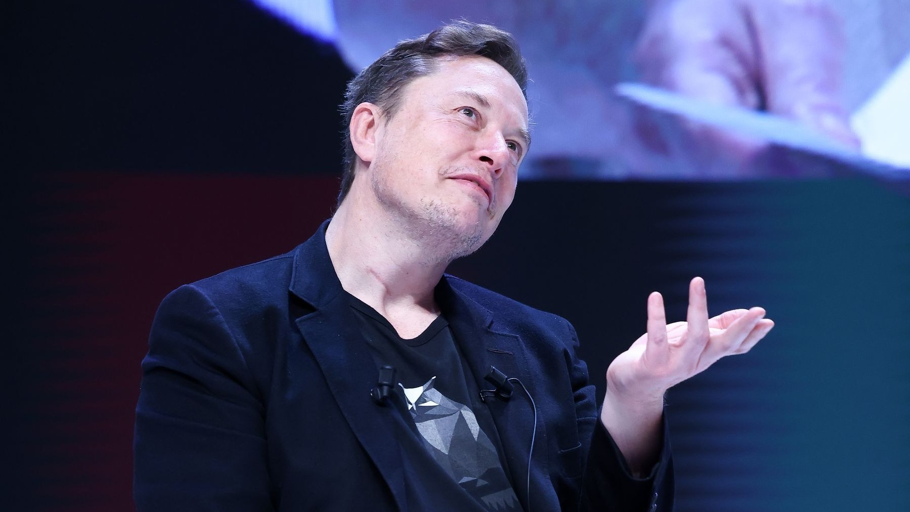 Elon Musk urges three Canadian provinces to break away from Canada