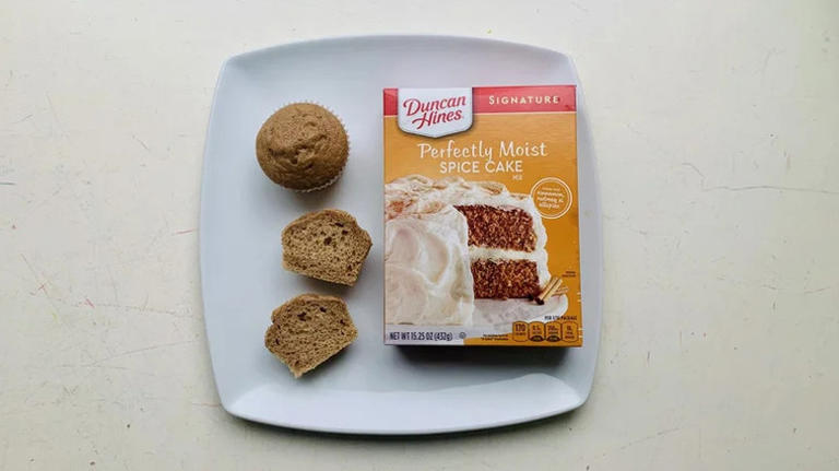 5 Duncan Hines cake mix flavors that deserve more love