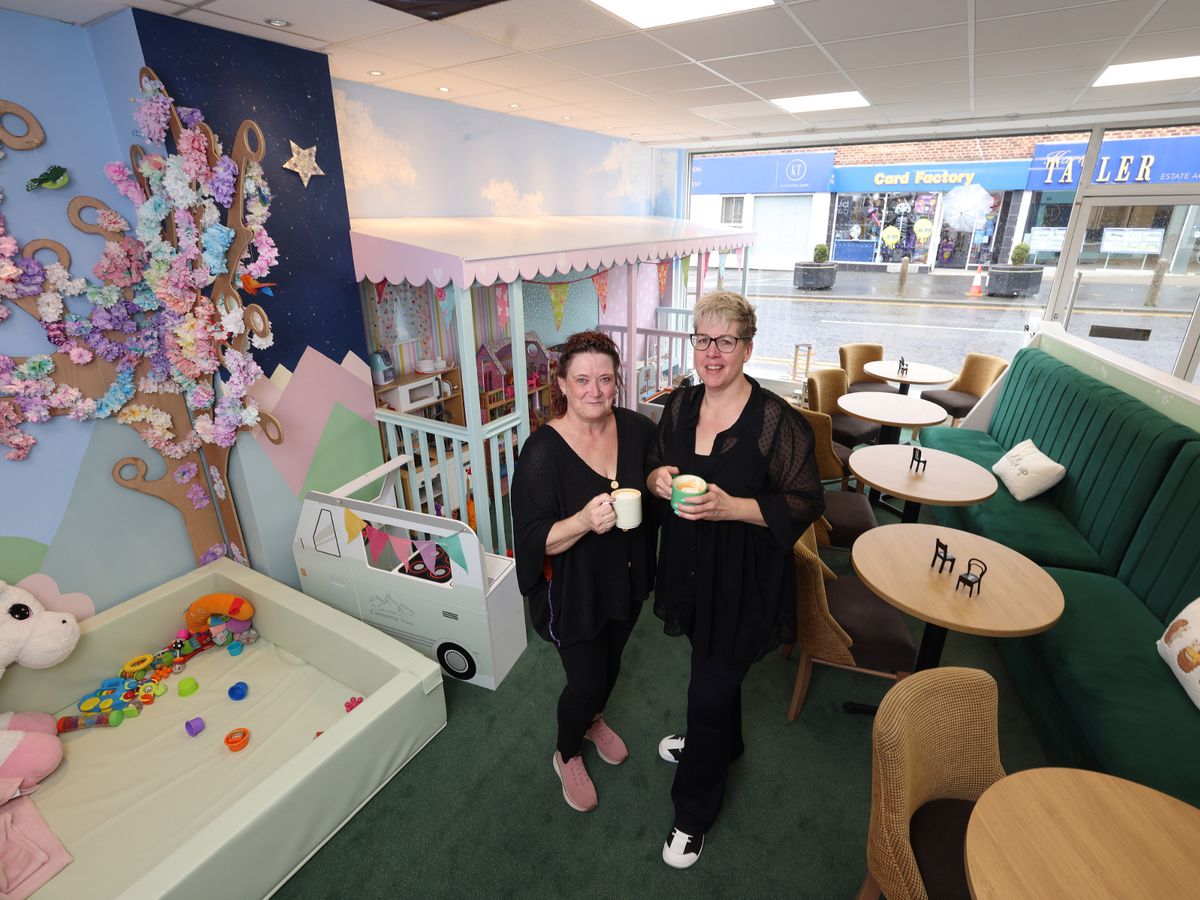Wirral mums set up playdate café to tackle parental loneliness