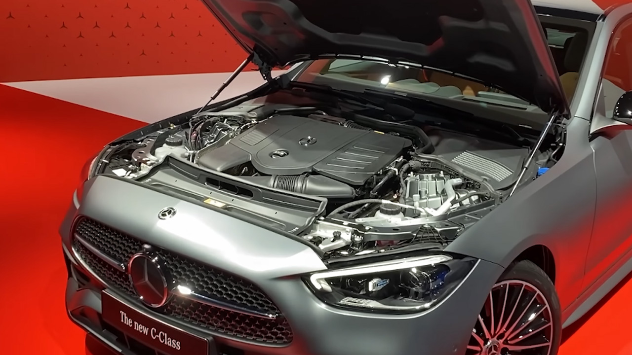 Exploring the innovative forty-eight volt mild hybrid engine in ...