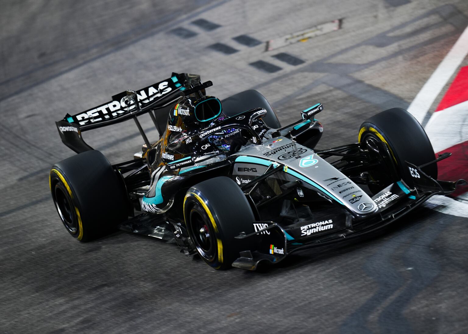 George Russell suffers fresh setback with sprint race crash in Singapore