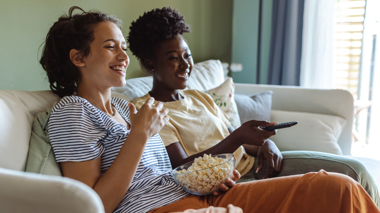 DIYer turns $10 side table into a stunning home popcorn station