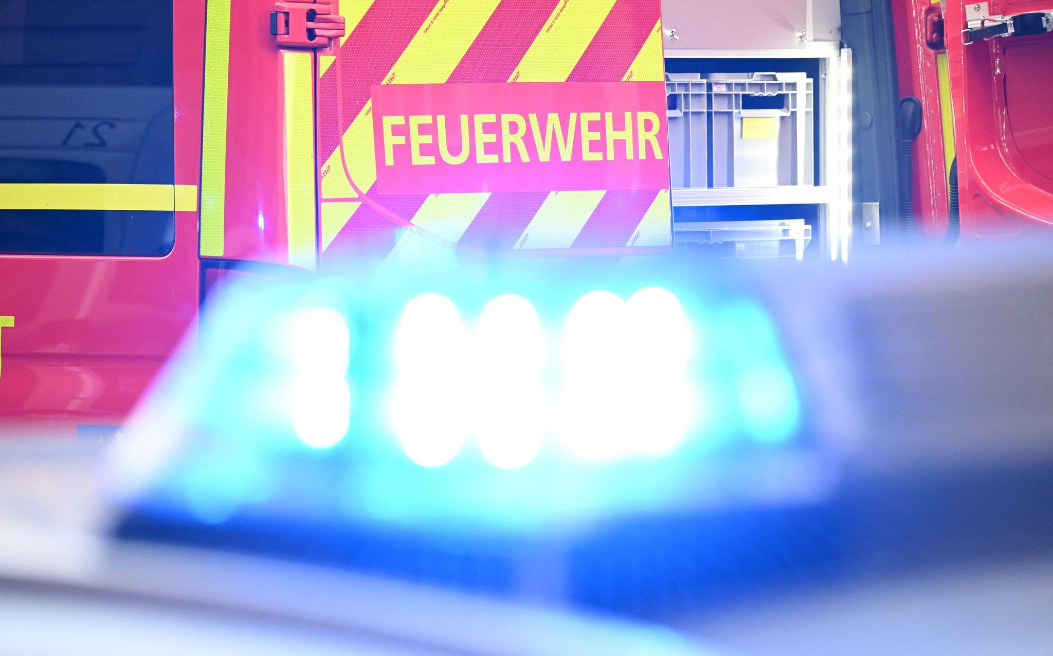 Unfall mit vier Autos – eine Tote, mehrere Schwerverletzte