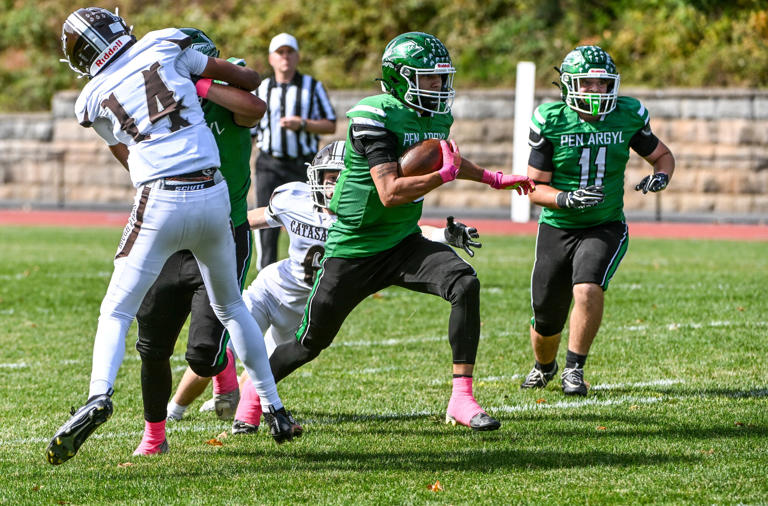 Catasauqua’s team football effort ends losing streak with convincing ...