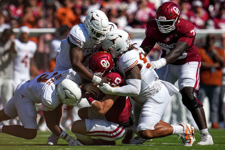 Oklahoma kicker Tate Sandell's walk-off field goal upends No. 1 Texas ...