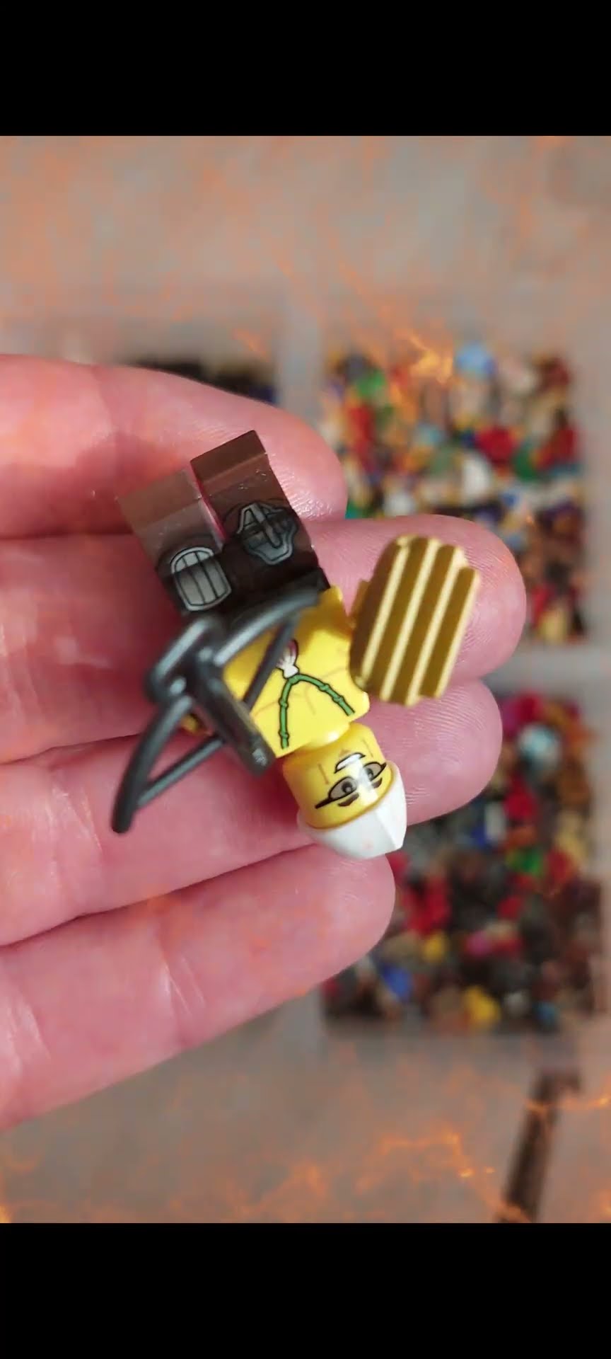 The most amazing LEGO minifigure assembly ever