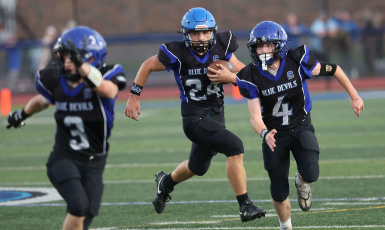 Live scoreboard, recaps for Saturday’s high school football games (Week 6)