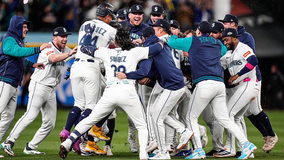 One year since the Mariners' greatest-ever season hit its absolute peak