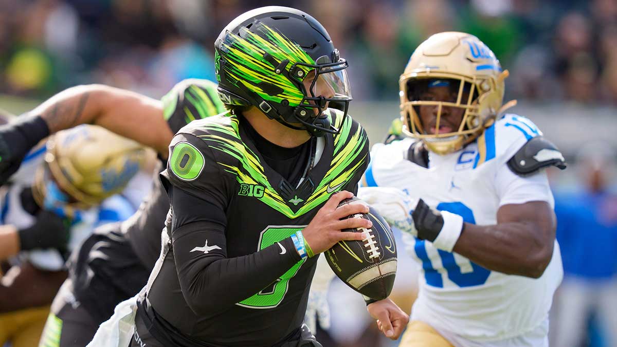 Why Oregon QB Dylan Raiola addressed the media after being benched vs. UCLA