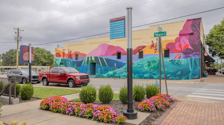 Arkansas' charming retirement city is an Ozark gem with senior-friendly ...